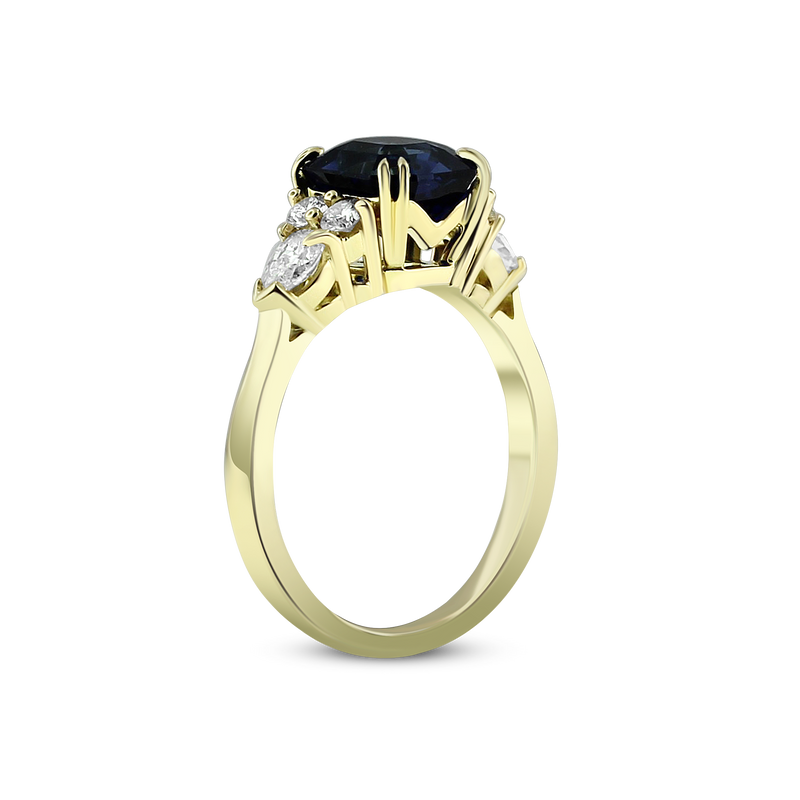 Ceylon sapphire and mixed diamond ring