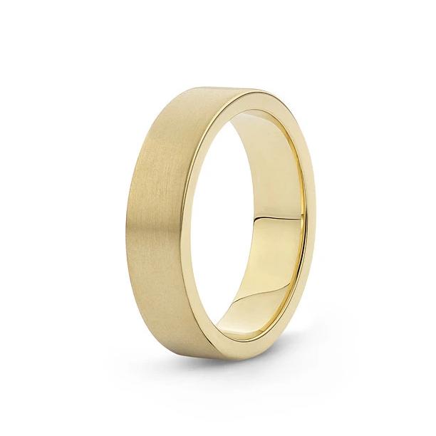 BRUSHED FINISH BAND IN 18K YELLOW GOLD