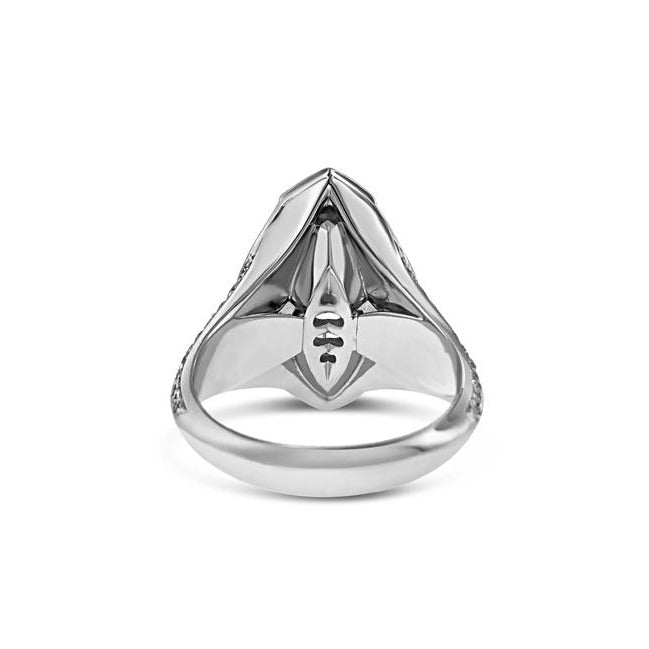 Marquise and round diamond ring in 18k white gold