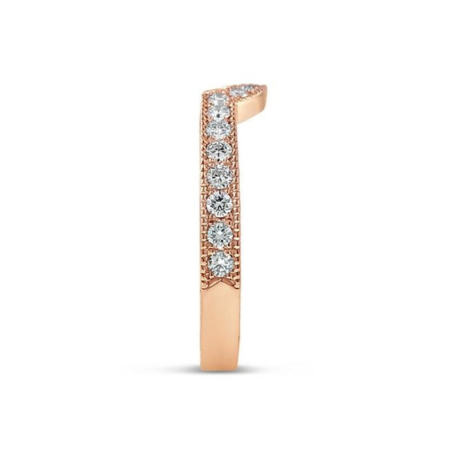 Pavé fitted band in 18k rose gold