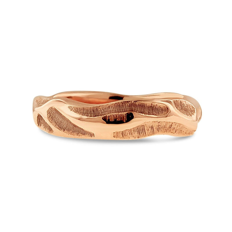 ORGANIC CARVED BAND IN 18K ROSE GOLD