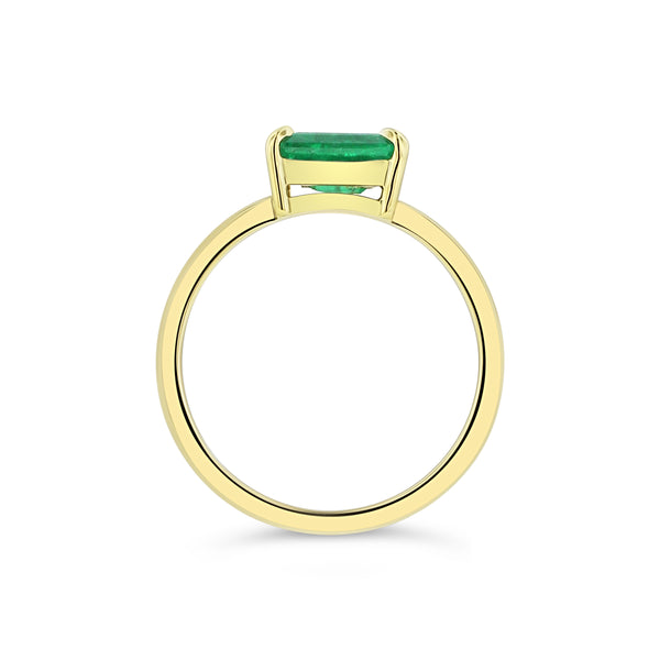 Emerald solitaire ring in 18k yellow gold