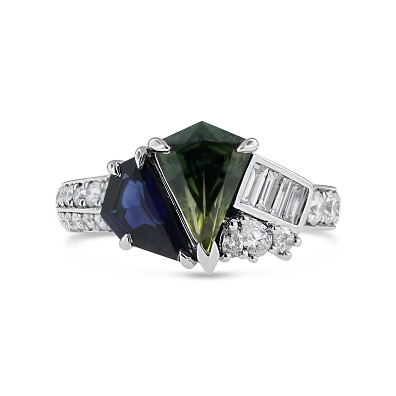 Sapphire and diamond ring in Platinum