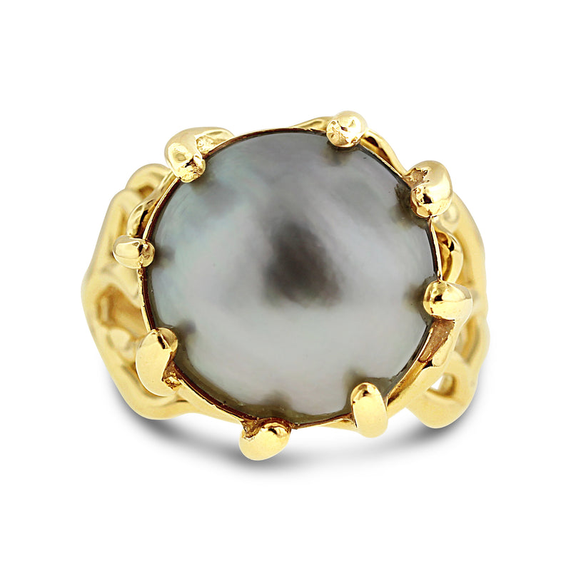 Mabe pearl cocktail ring in 18k yellow gold