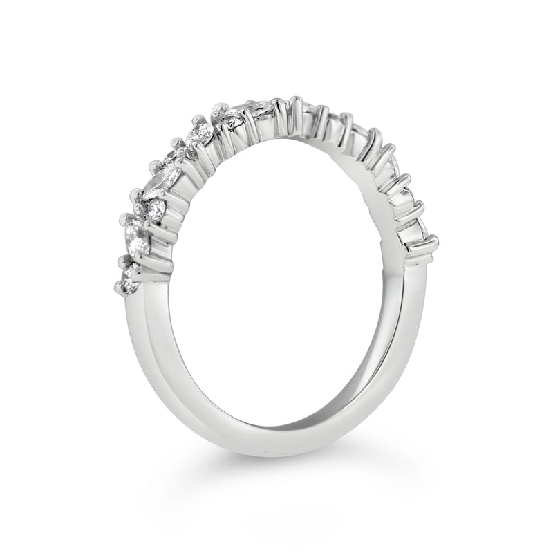 MARQUISE AND ROUND DIAMOND RING IN 18K WHITE GOLD